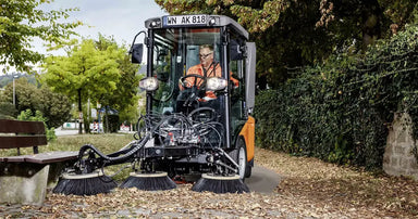 Karcher MC80 Municipal Street Sweeper Leaves Cleanup