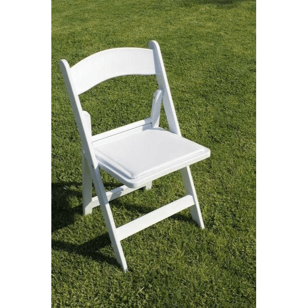McCourt Gala White Resin Folding Chair With Padding Single Chair On Lawn